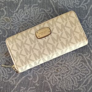 Michael Kors Beige Monogram Wallet